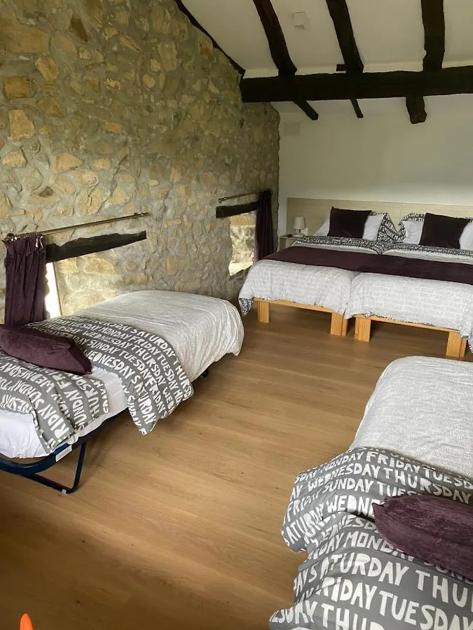 Casa Rural Martiamuno Landetxea Zumárraga 0*,